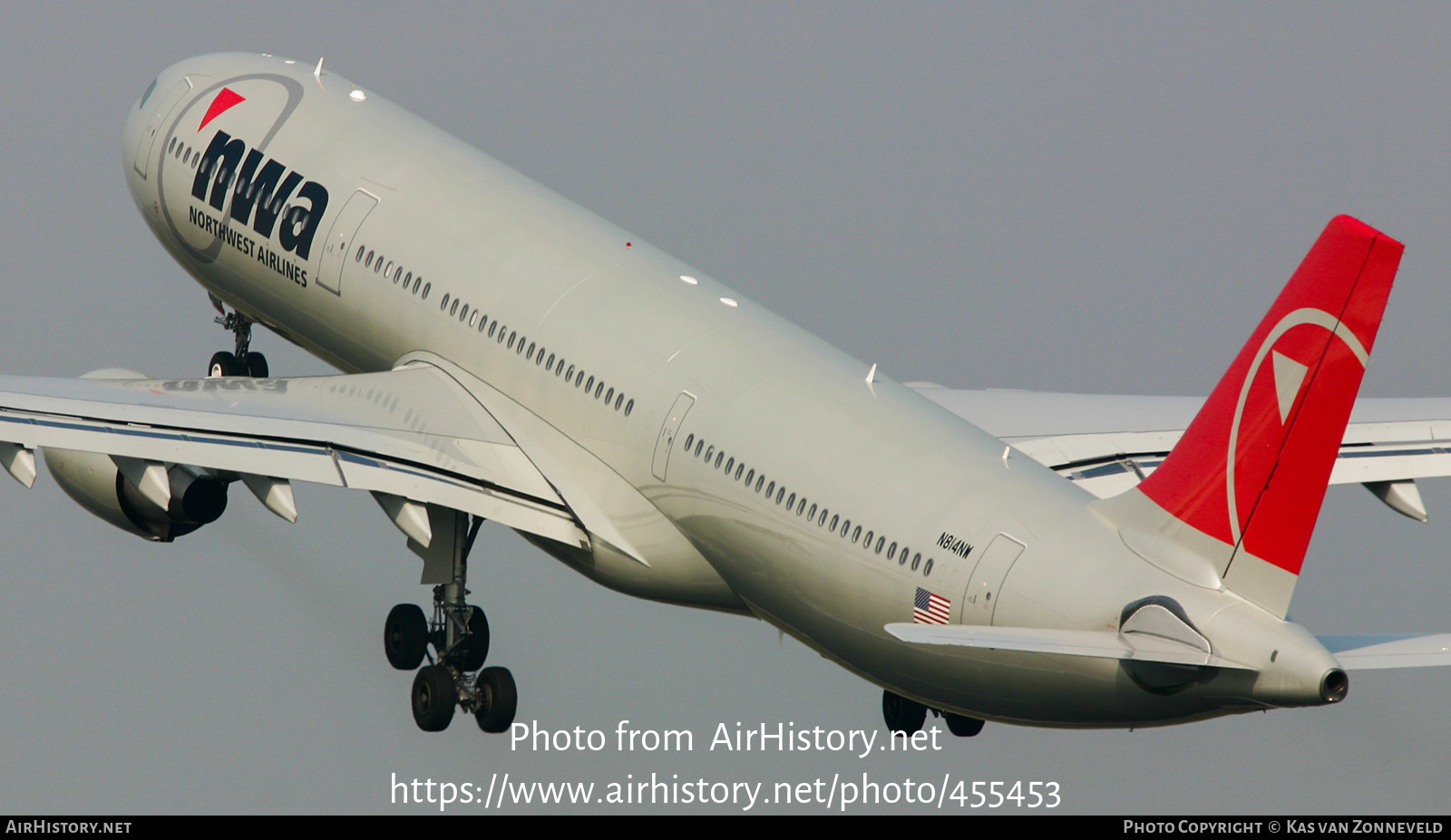 Aircraft Photo of N814NW | Airbus A330-323 | Northwest Airlines | AirHistory.net #455453