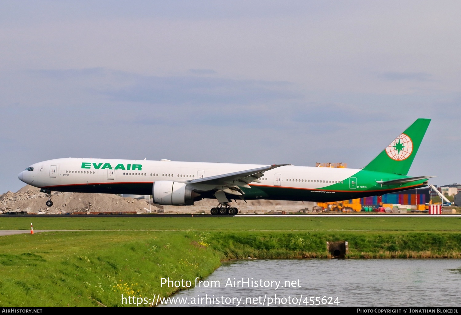 Aircraft Photo of B-16713 | Boeing 777-35E/ER | EVA Air | AirHistory.net #455624