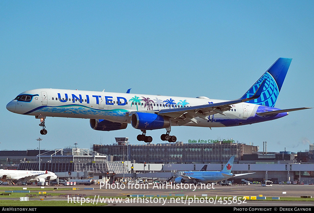 Aircraft Photo of N14106 | Boeing 757-224 | United Airlines | AirHistory.net #455652