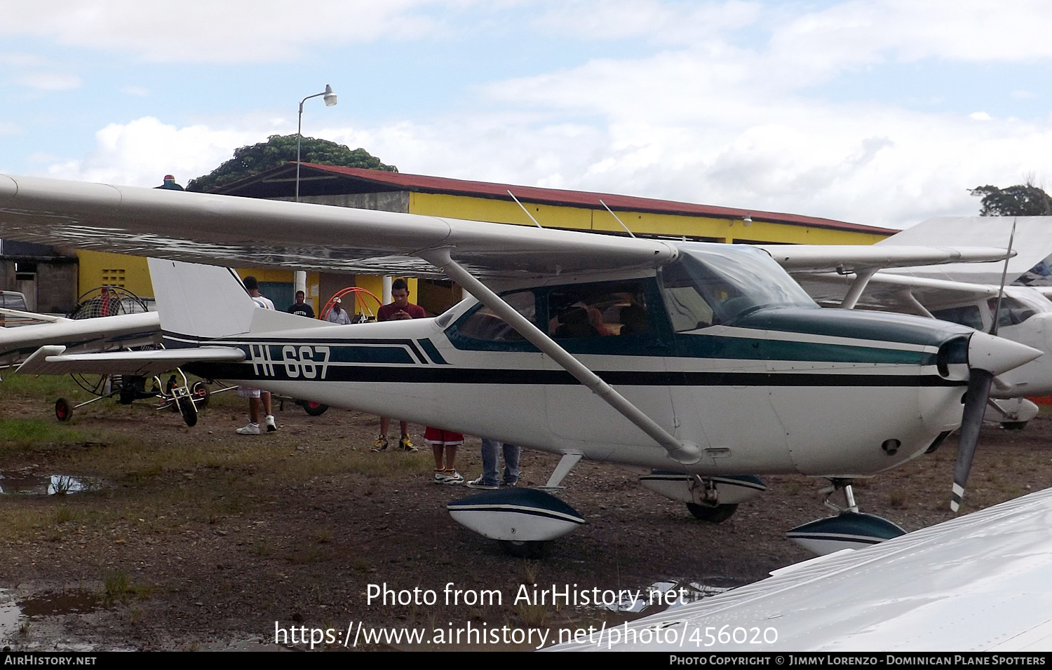 Aircraft Photo of HI667 | Cessna 172G Skyhawk | AirHistory.net #456020