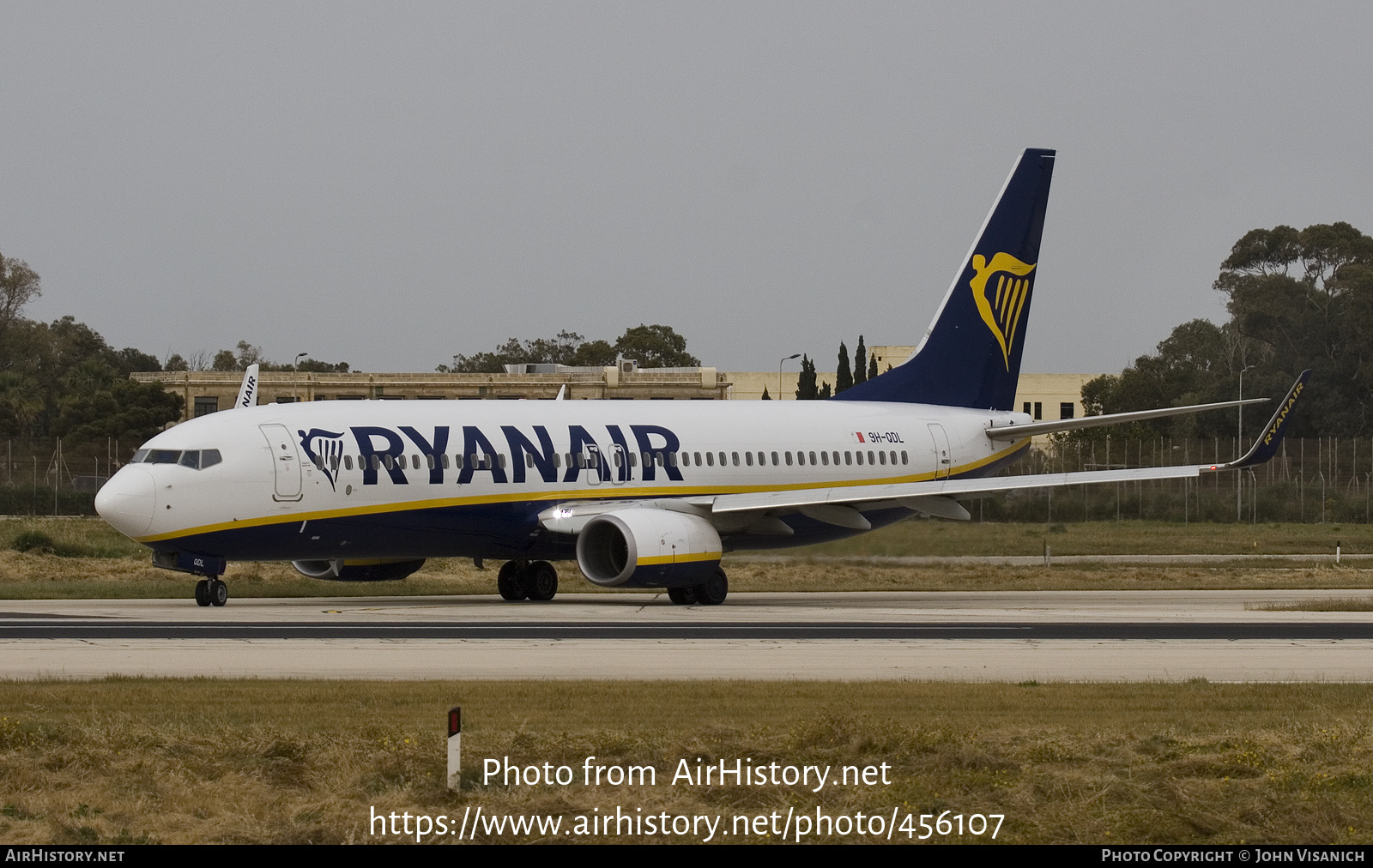 Aircraft Photo of 9H-QDL | Boeing 737-800 | Ryanair | AirHistory.net #456107