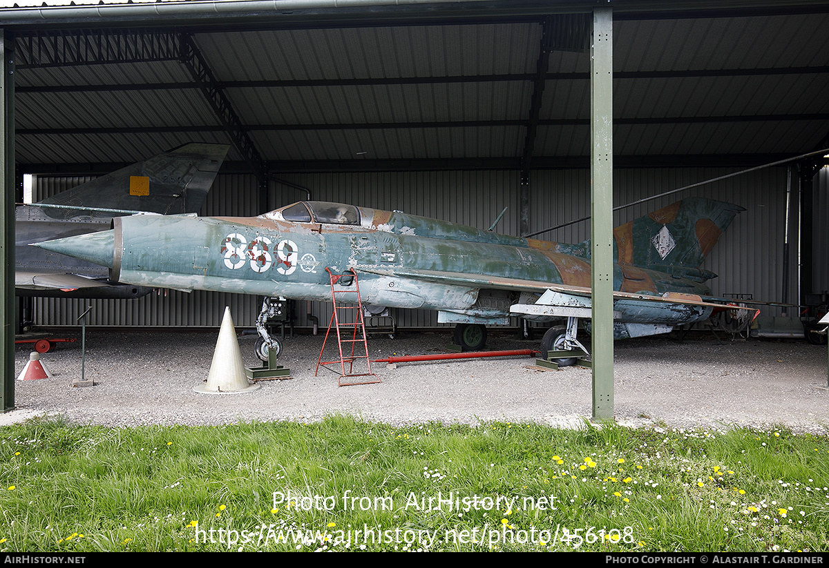 Aircraft Photo of 869 | Mikoyan-Gurevich MiG-21SPS | East Germany - Air Force | AirHistory.net #456108