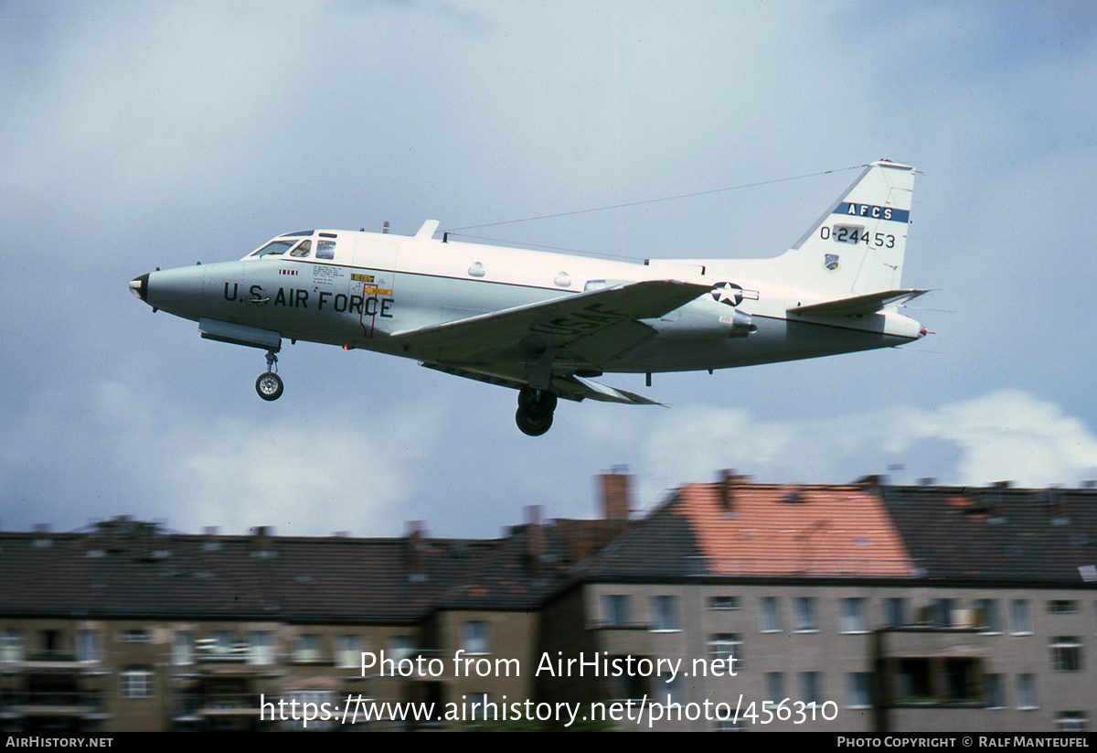 Aircraft Photo of 62-4453 / 0-24453 | North American T-39A | USA - Air Force | AirHistory.net #456310