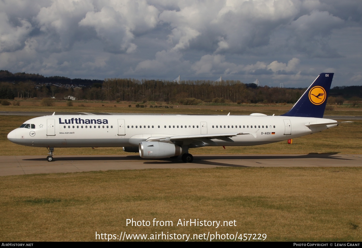 Aircraft Photo of D-AIDX | Airbus A321-231 | Lufthansa | AirHistory.net #457229