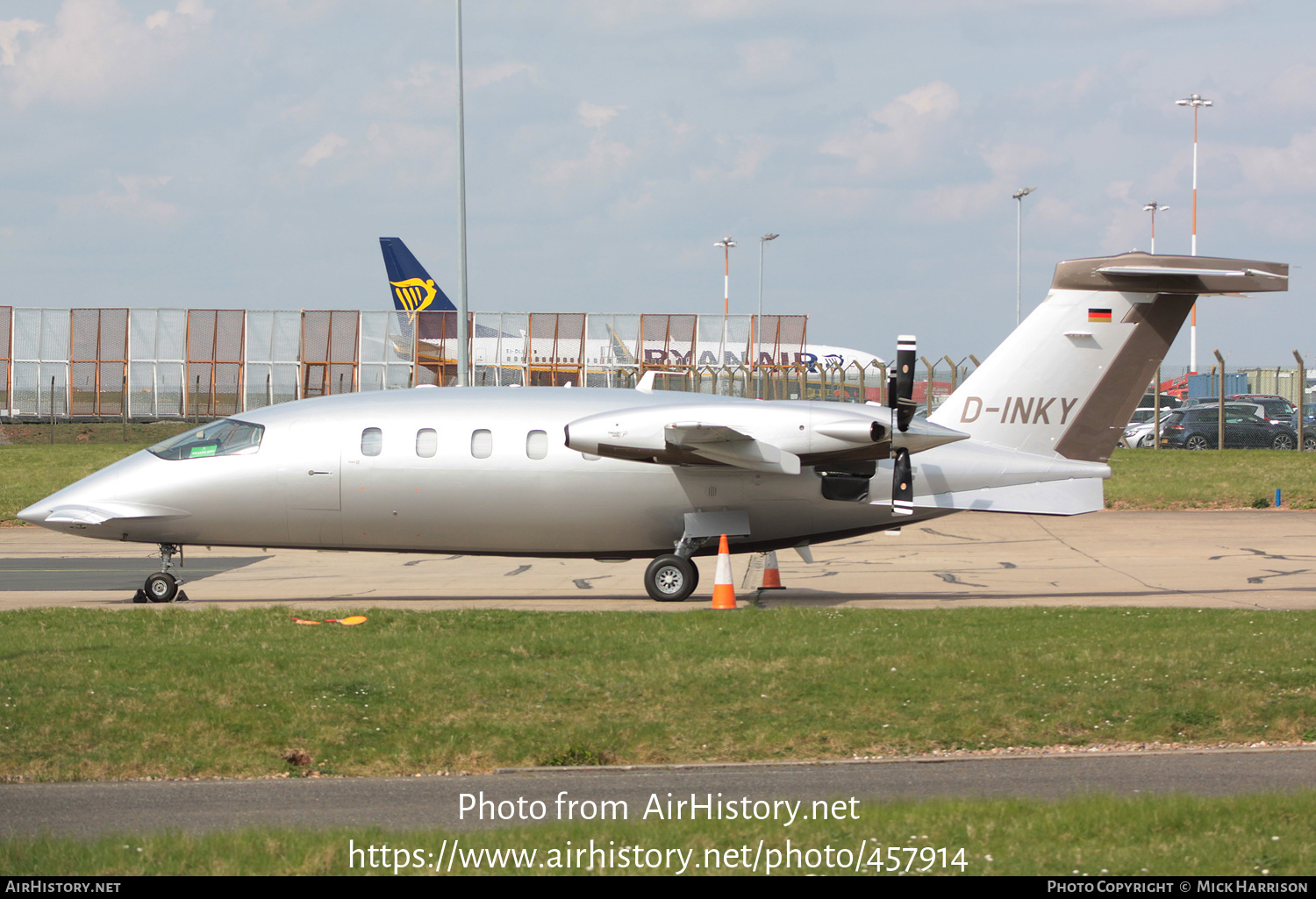 Aircraft Photo of D-INKY | Piaggio P-180 Avanti | AirHistory.net #457914