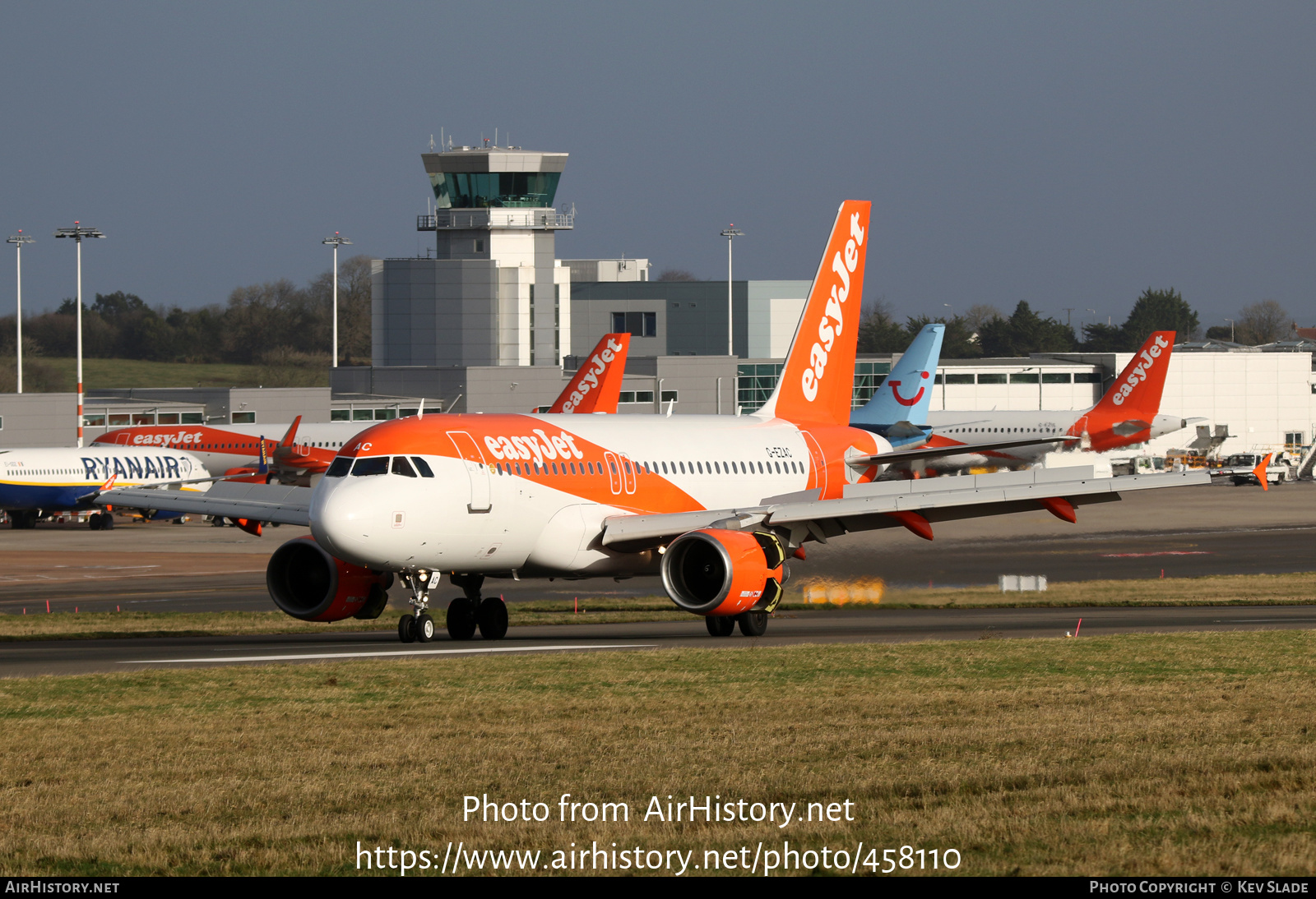 Aircraft Photo of G-EZAC | Airbus A319-111 | EasyJet | AirHistory.net ...