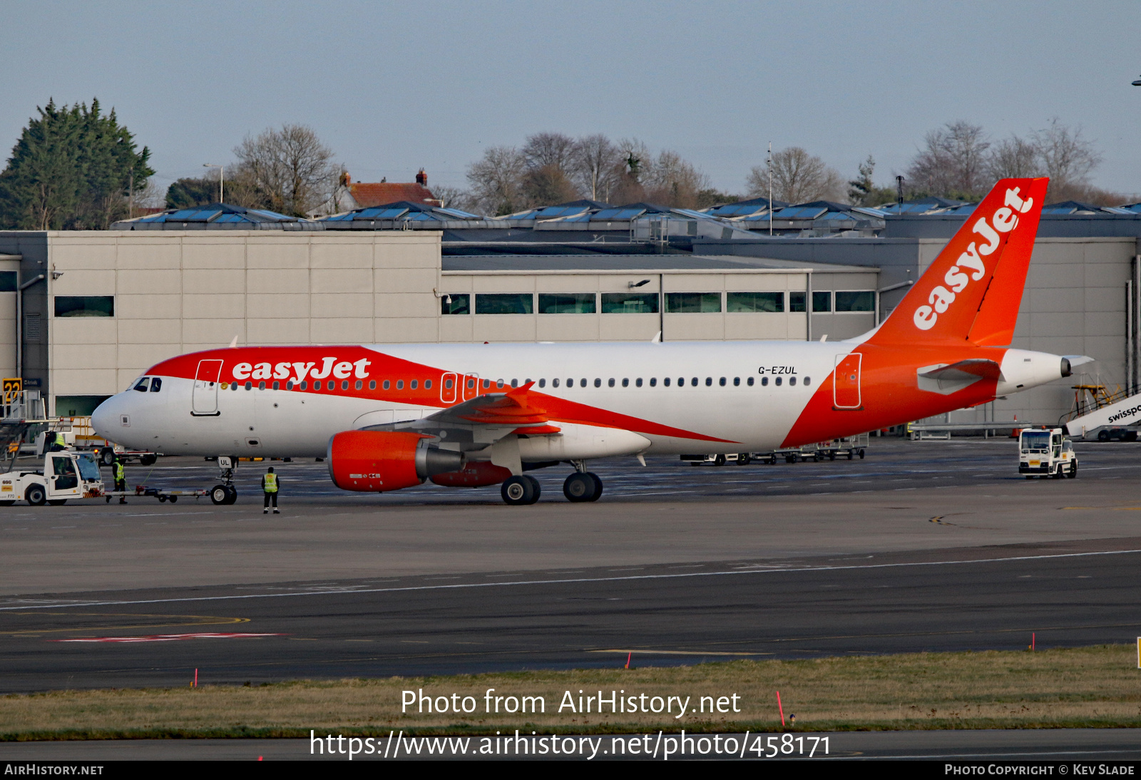 Aircraft Photo of G-EZUL | Airbus A320-214 | EasyJet | AirHistory.net #458171