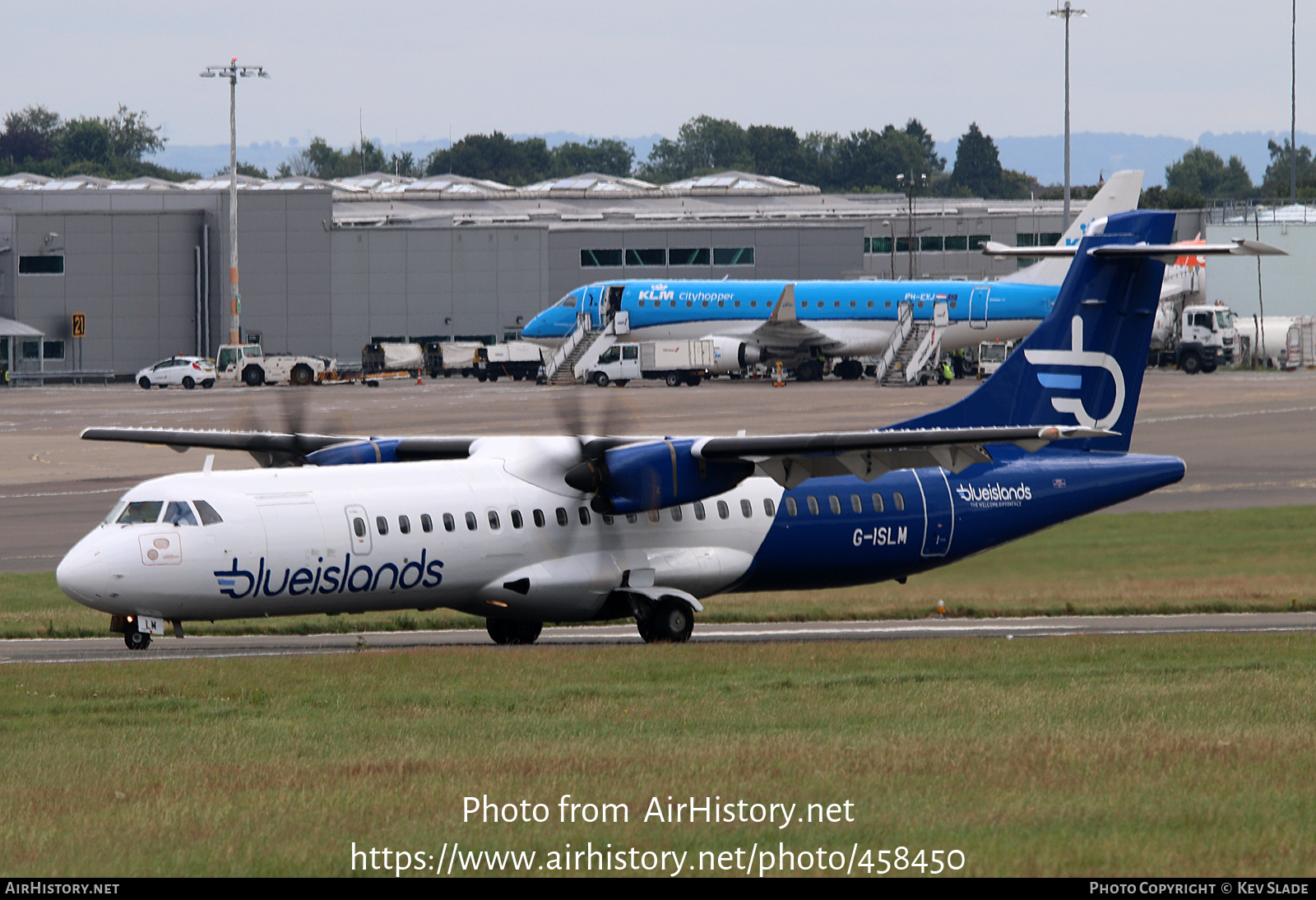 Aircraft Photo of G-ISLM | ATR ATR-72-500 (ATR-72-212A) | Blue Islands | AirHistory.net #458450