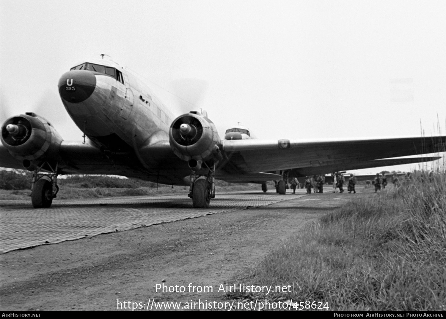 Aircraft Photo of 349593 | Douglas C-47B Skytrain | France - Air Force | AirHistory.net #458624