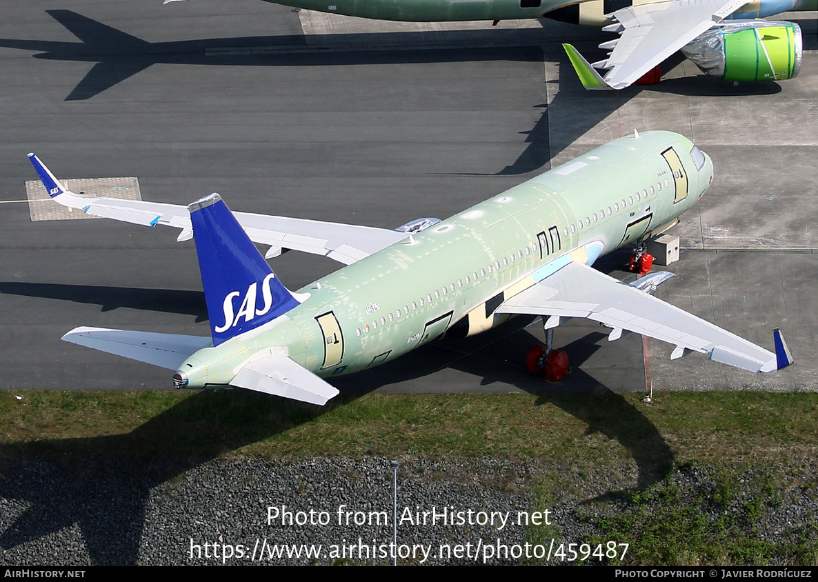 Aircraft Photo of D-AUBV / EI-SIS | Airbus A320-251N | Scandinavian Airlines - SAS | AirHistory.net #459487