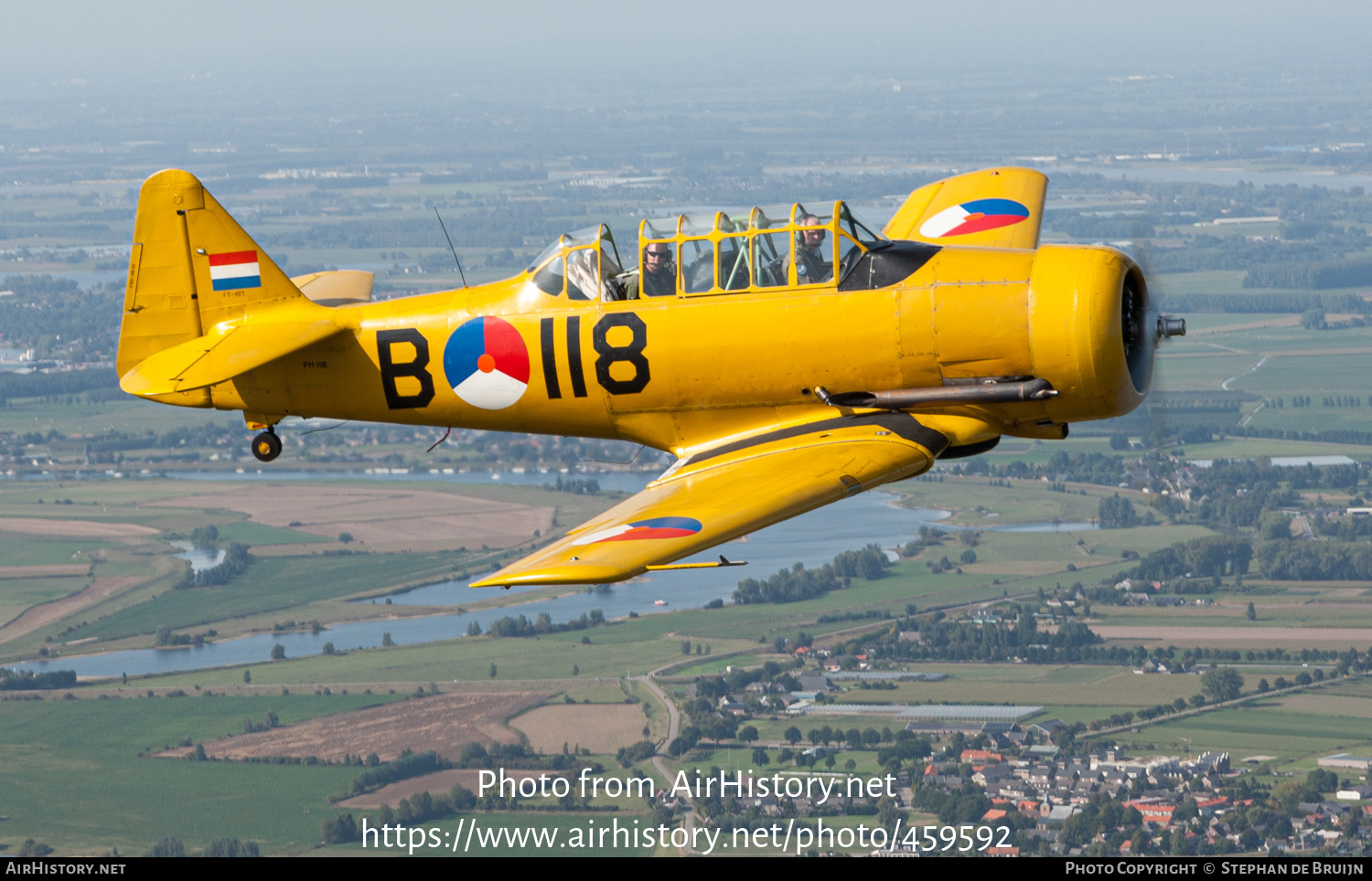 Aircraft Photo of PH-IIB / B-118 | North American AT-16 Harvard IIB | Netherlands - Air Force | AirHistory.net #459592