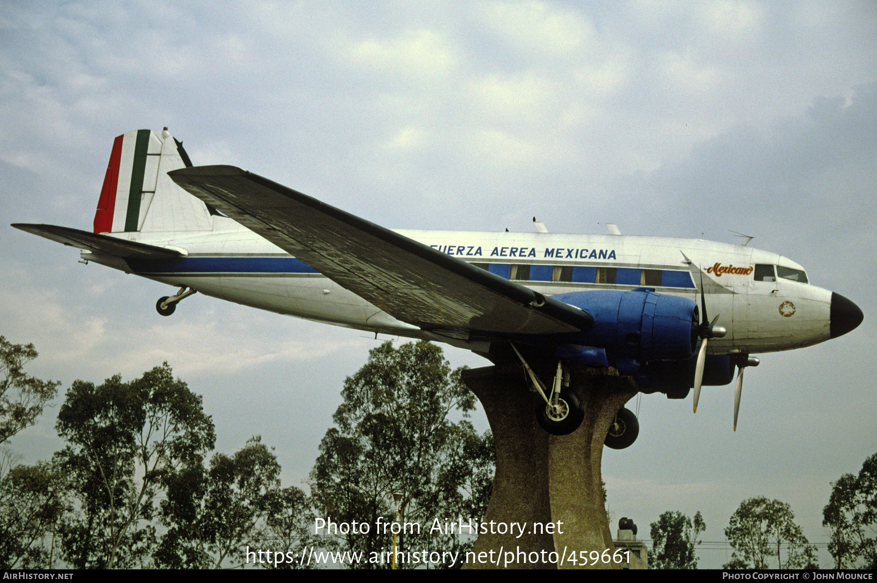 Aircraft Photo of TP-0202 | Douglas DC-3C | Mexico - Air Force | AirHistory.net #459661