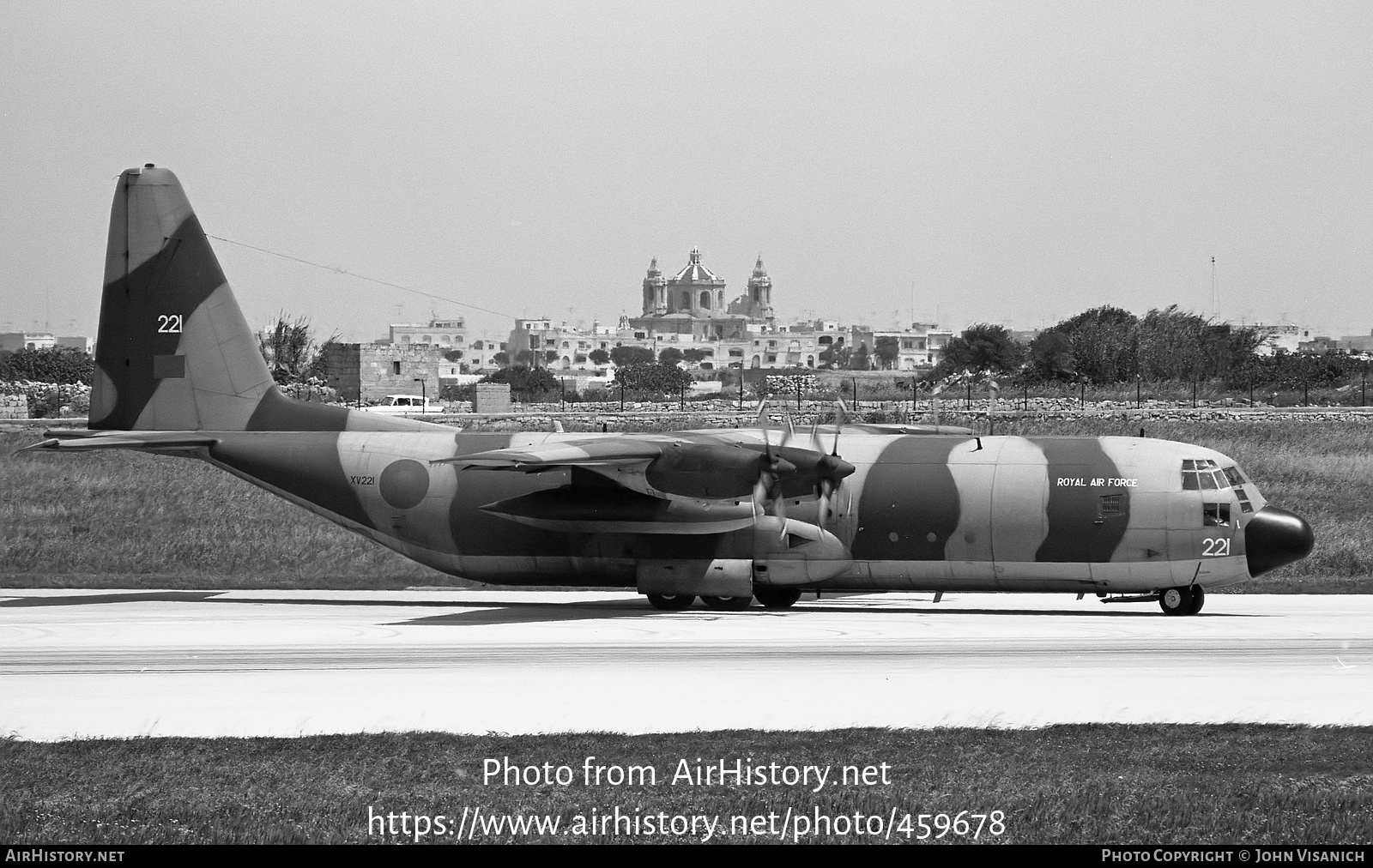 Aircraft Photo of XV221 | Lockheed C-130K Hercules C3 (L-382) | UK - Air Force | AirHistory.net #459678