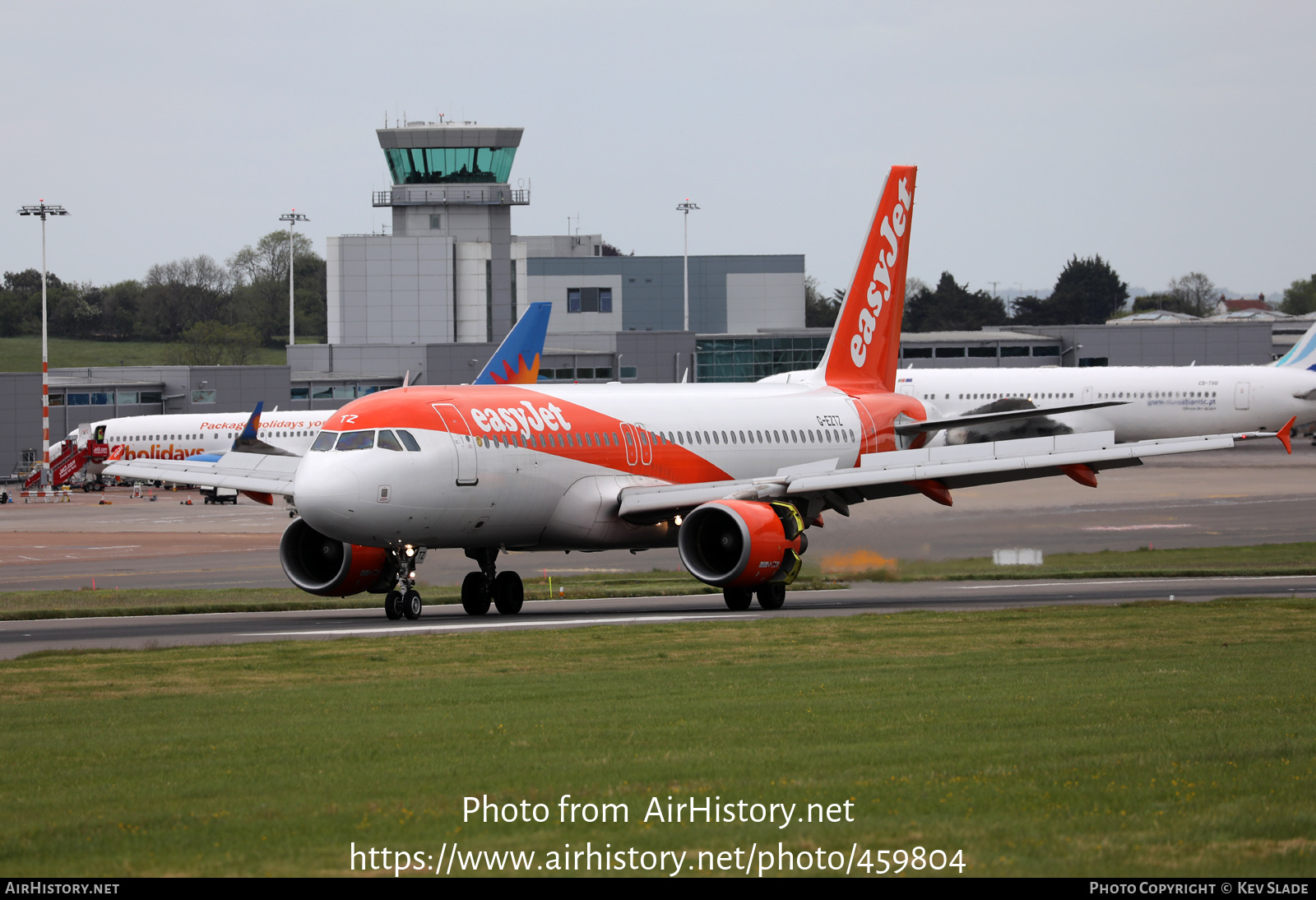 Aircraft Photo of G-EZTZ | Airbus A320-214 | EasyJet | AirHistory.net ...