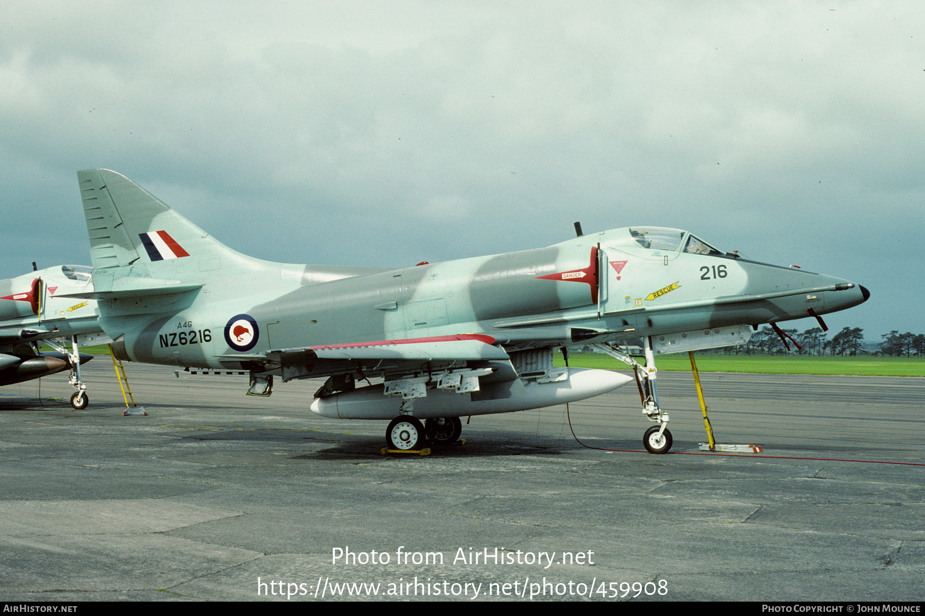 Aircraft Photo of NZ6216 | Douglas A-4G Skyhawk | New Zealand - Air Force | AirHistory.net #459908