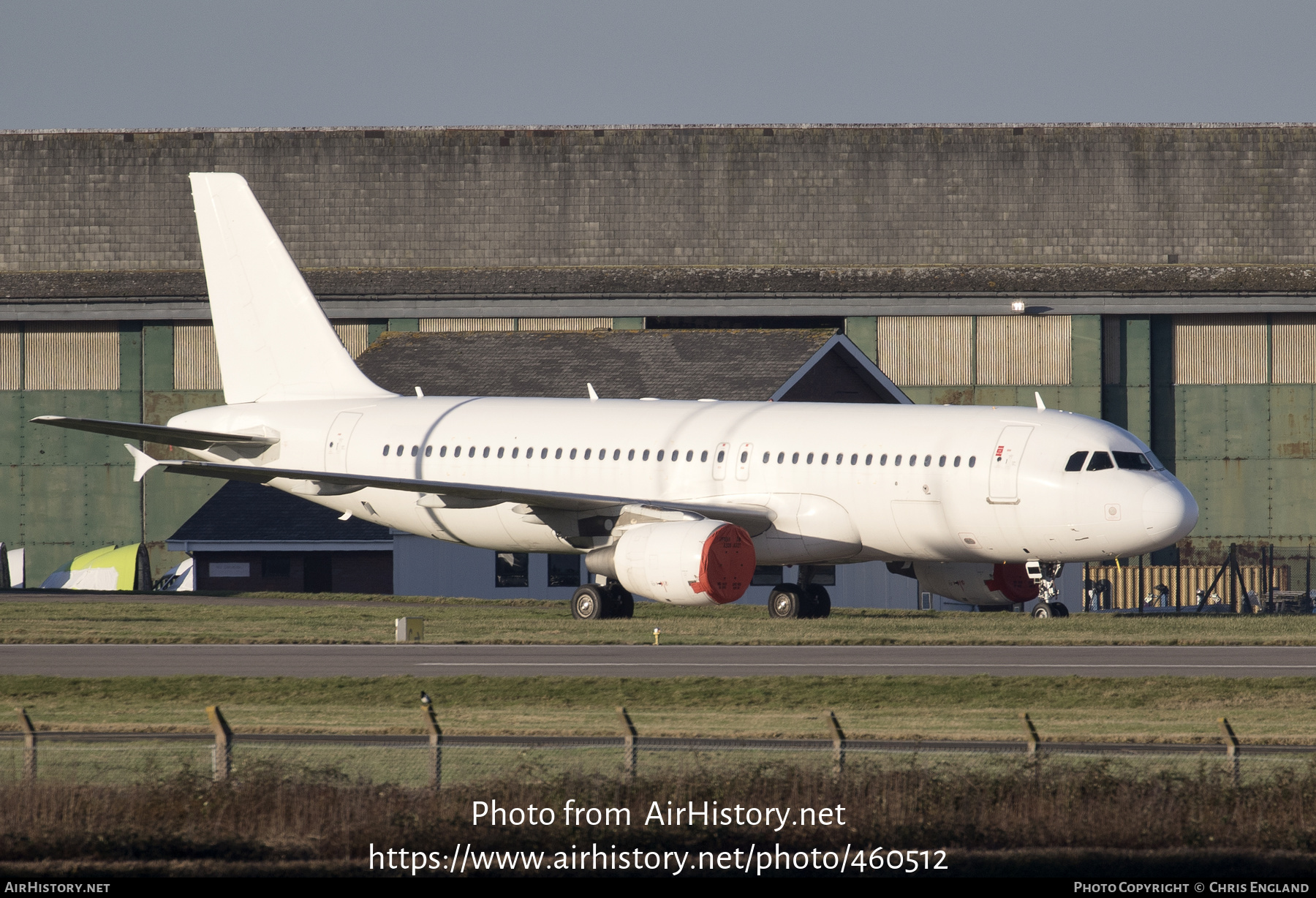 Aircraft Photo of YL-LCT | Airbus A320-214 | AirHistory.net #460512