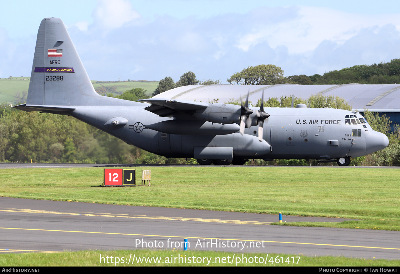 Aircraft Photo of 92-3288 / 23288 | Lockheed C-130H Hercules | USA - Air Force | AirHistory.net #461417