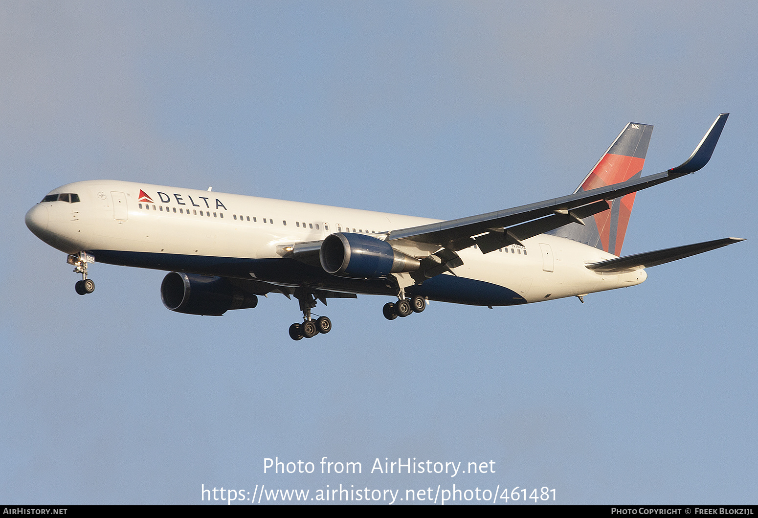 Aircraft Photo of N1602 | Boeing 767-332/ER | Delta Air Lines | AirHistory.net #461481