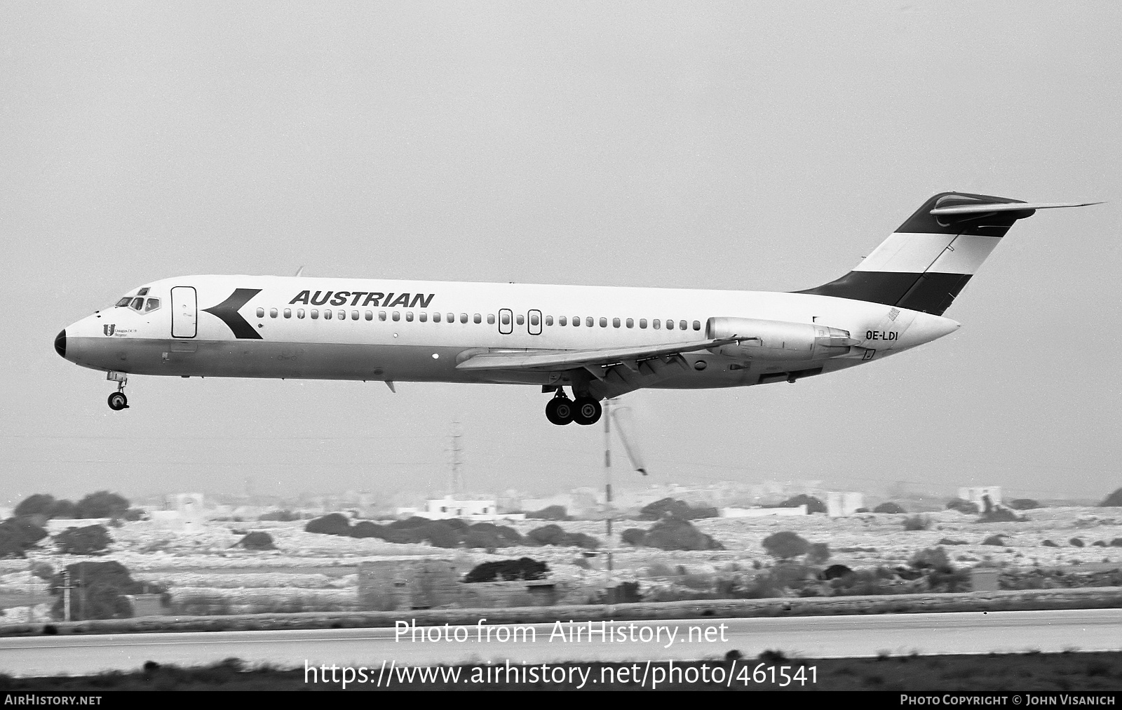 Aircraft Photo of OE-LDI | McDonnell Douglas DC-9-32 | Austrian Airlines | AirHistory.net #461541