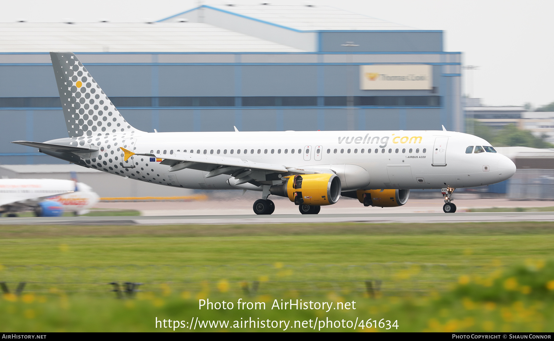 Aircraft Photo of EC-KHN | Airbus A320-216 | Vueling Airlines | AirHistory.net #461634