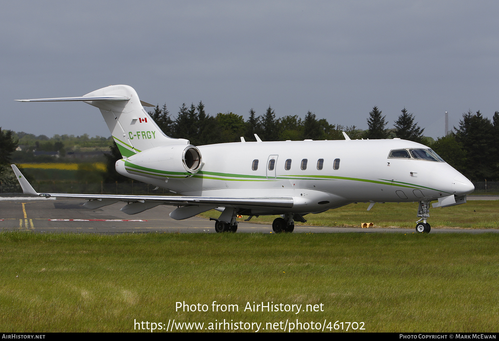 Aircraft Photo of C-FRGY | Bombardier Challenger 300 (BD-100-1A10) | AirHistory.net #461702