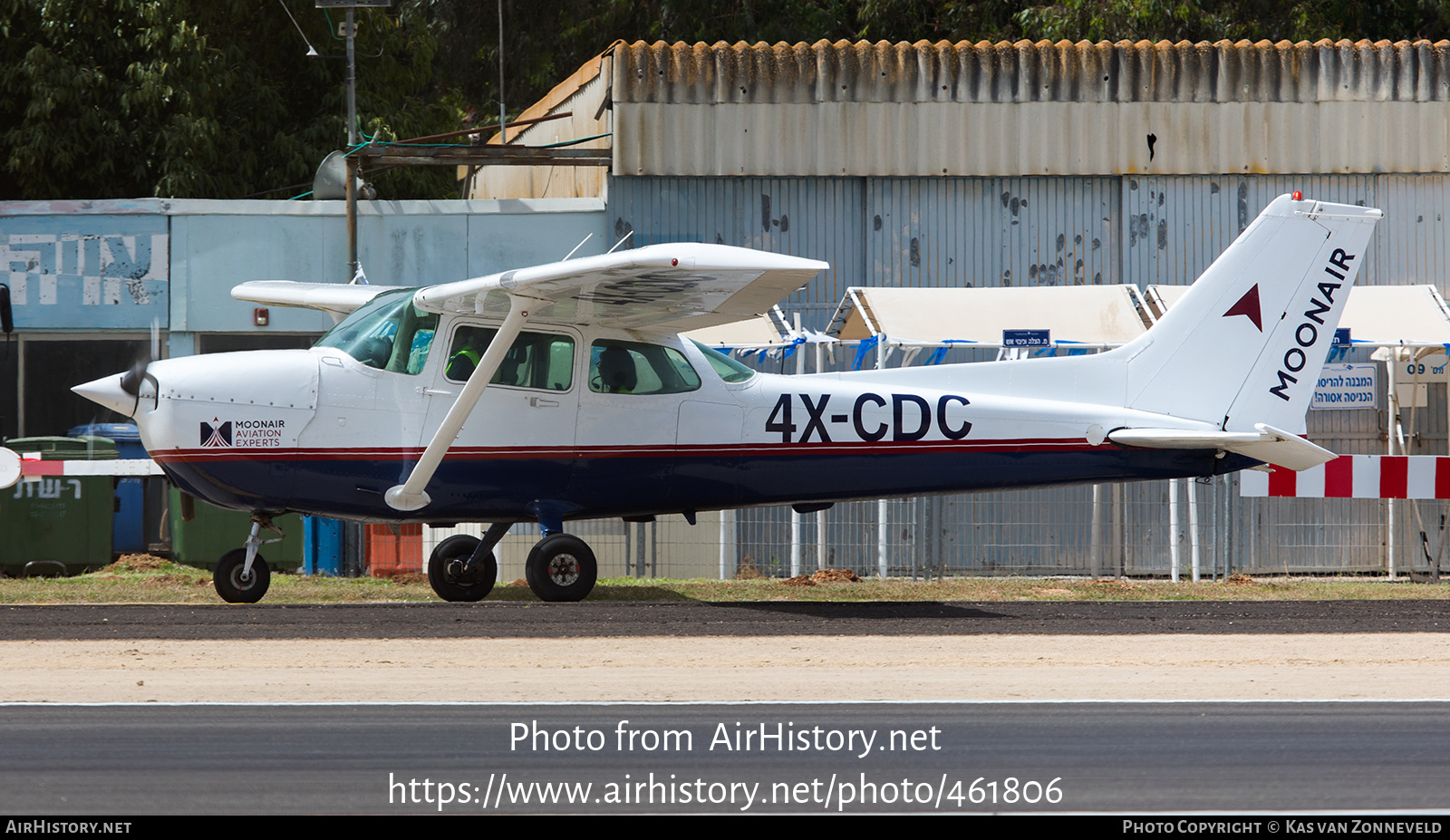 Aircraft Photo of 4X-CDC | Cessna 172P Skyhawk | MoonAir | AirHistory.net #461806