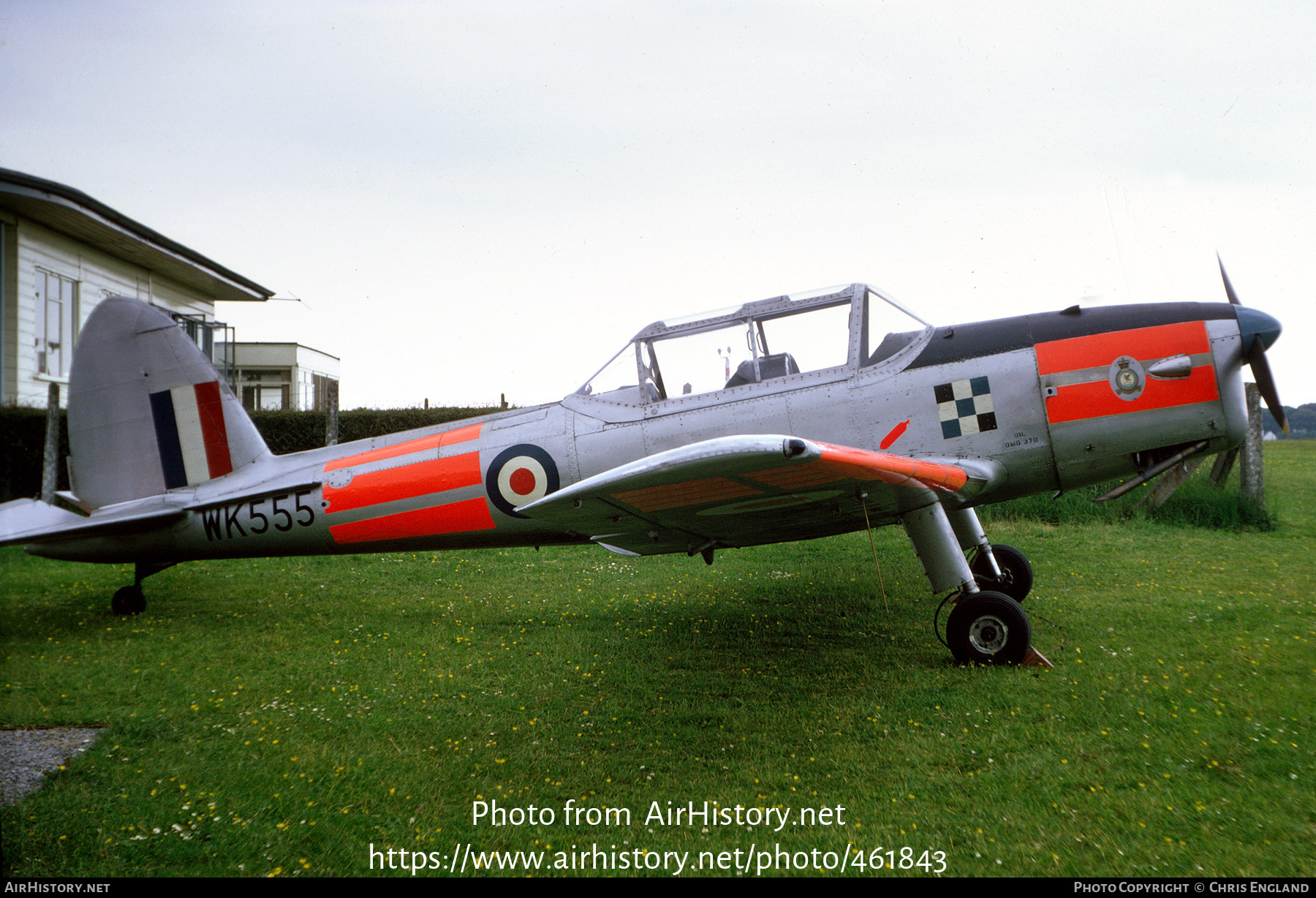 Aircraft Photo of WK555 | De Havilland Canada DHC-1 Chipmunk T10 | UK - Air Force | AirHistory.net #461843