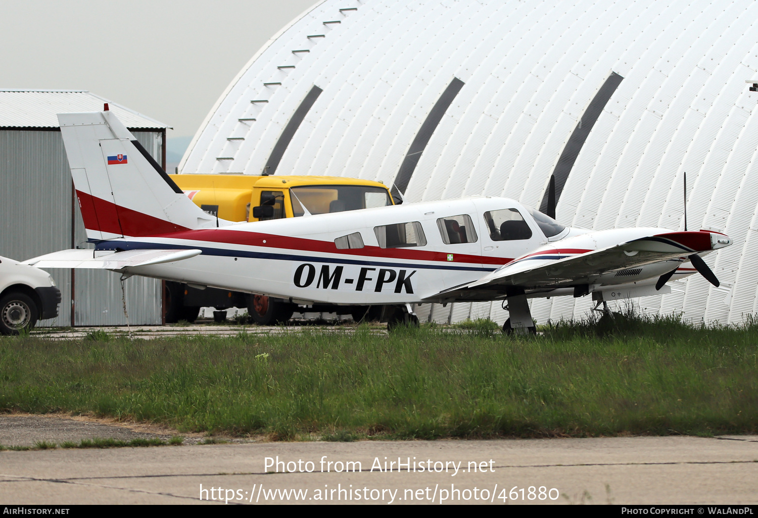 Aircraft Photo of OM-FPK | Piper PA-34-200T Seneca II | AirHistory.net #461880