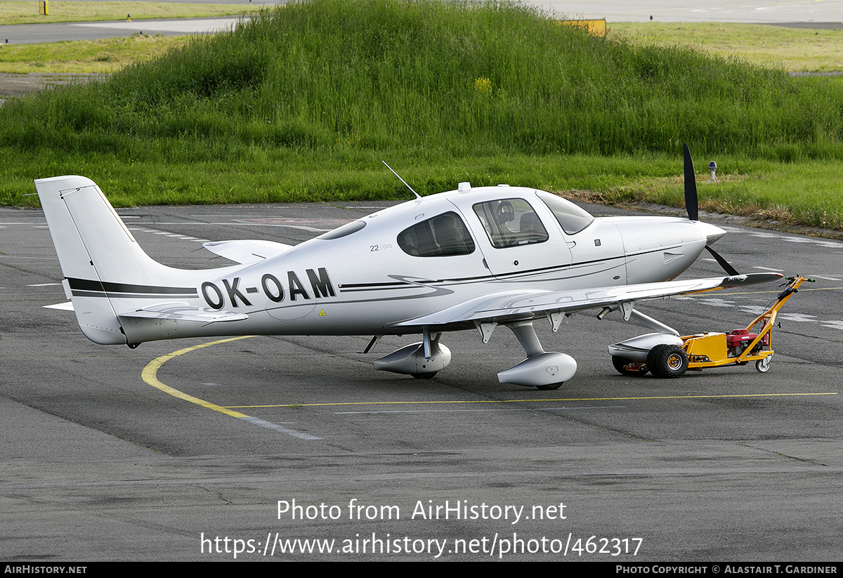 Aircraft Photo of OK-OAM | Cirrus SR-22 G5-GTS | AirHistory.net #462317