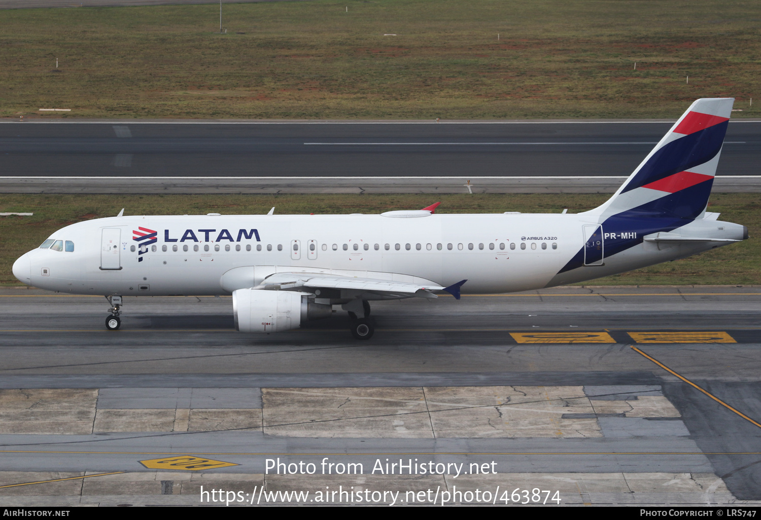 Aircraft Photo of PR-MHI | Airbus A320-214 | LATAM Airlines | AirHistory.net #463874