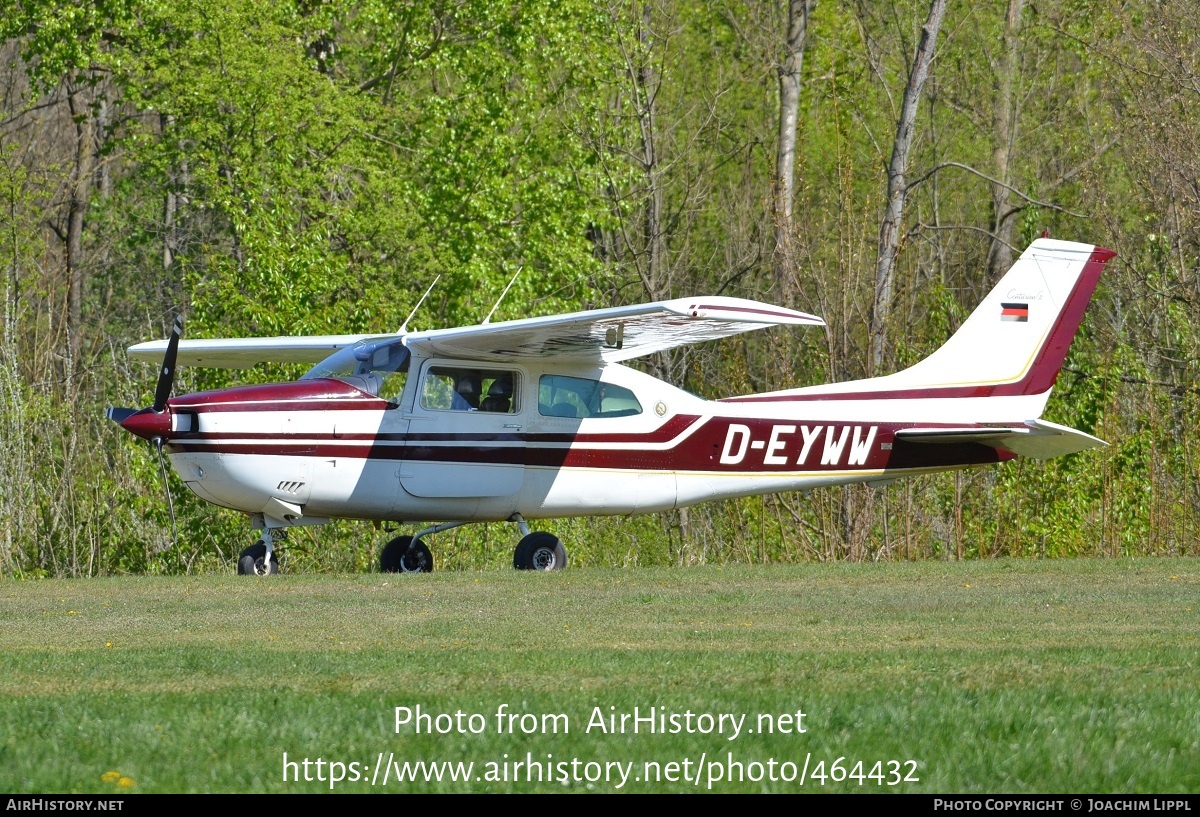 Aircraft Photo of D-EYWW | Cessna T210L Turbo Centurion | AirHistory.net #464432