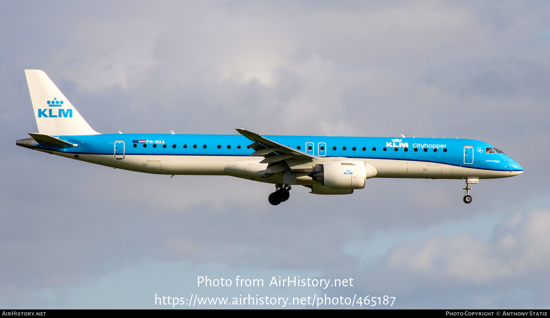 Aircraft Photo of PH-NXA | Embraer 195-E2 (ERJ-190-400) | KLM Cityhopper | AirHistory.net #465187