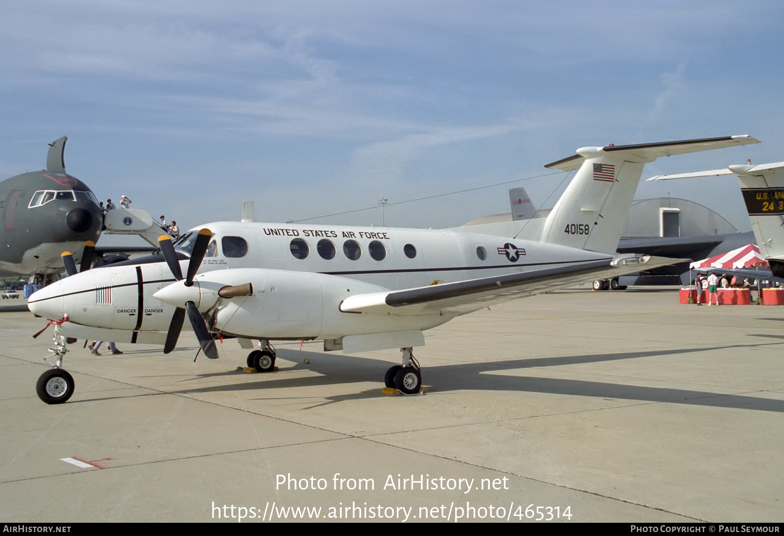 Aircraft Photo of 84-0158 / 40158 | Beech C-12F Huron (B200C) | USA - Air Force | AirHistory.net #465314