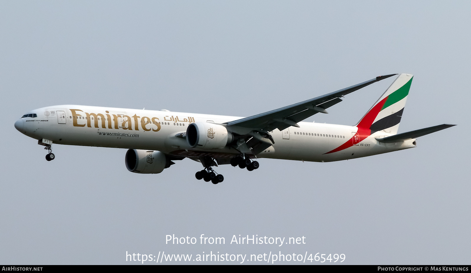 Aircraft Photo of A6-EPT | Boeing 777-300/ER | Emirates | AirHistory.net #465499