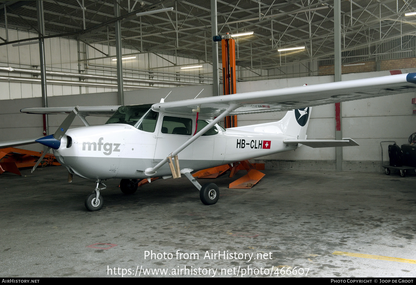 Aircraft Photo of HB-CLH | Cessna 172P Skyhawk II | MFGZ - Motorfluggruppe Zürich | AirHistory.net #466607