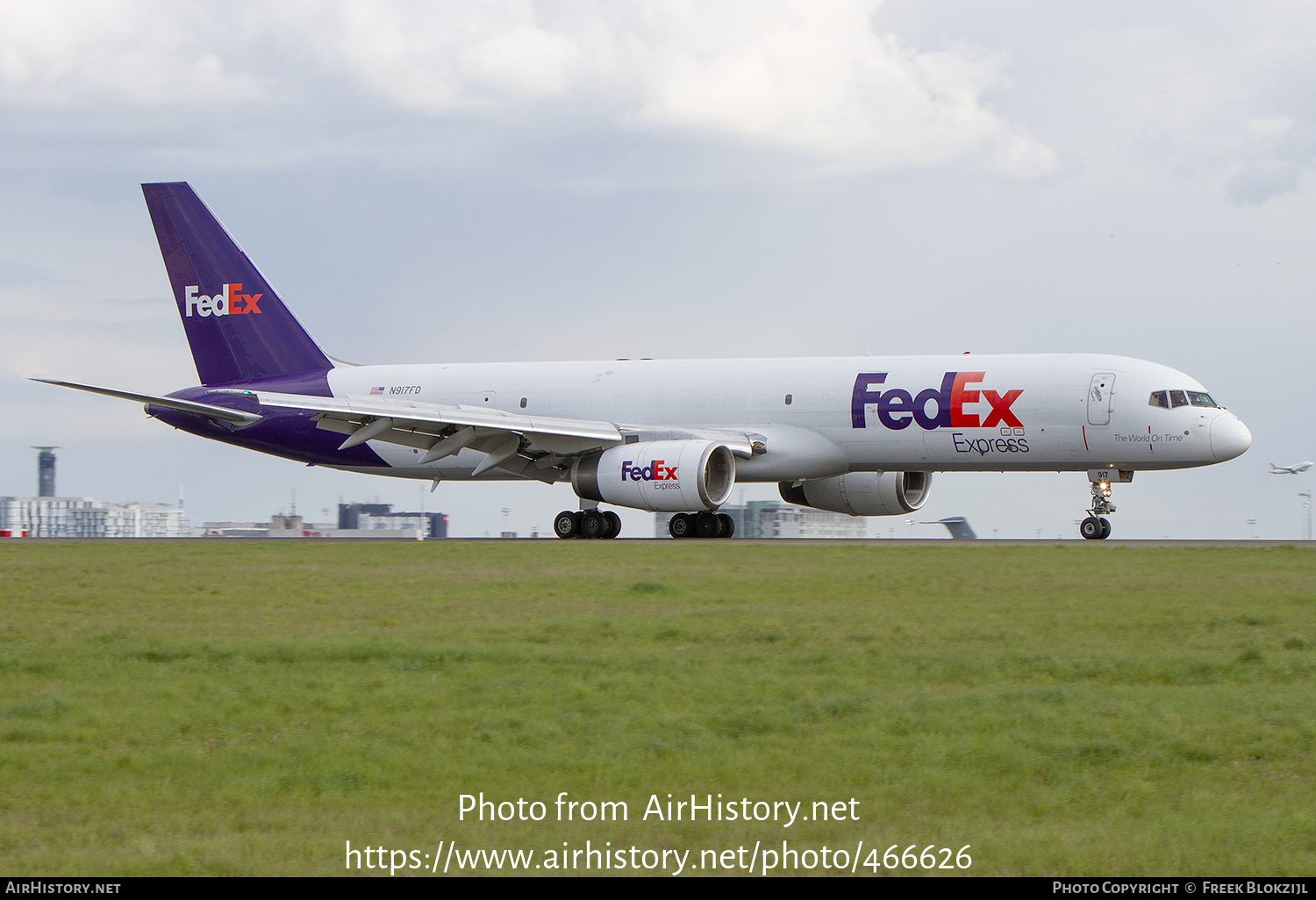 Aircraft Photo of N917FD | Boeing 757-23A | FedEx Express - Federal Express | AirHistory.net #466626