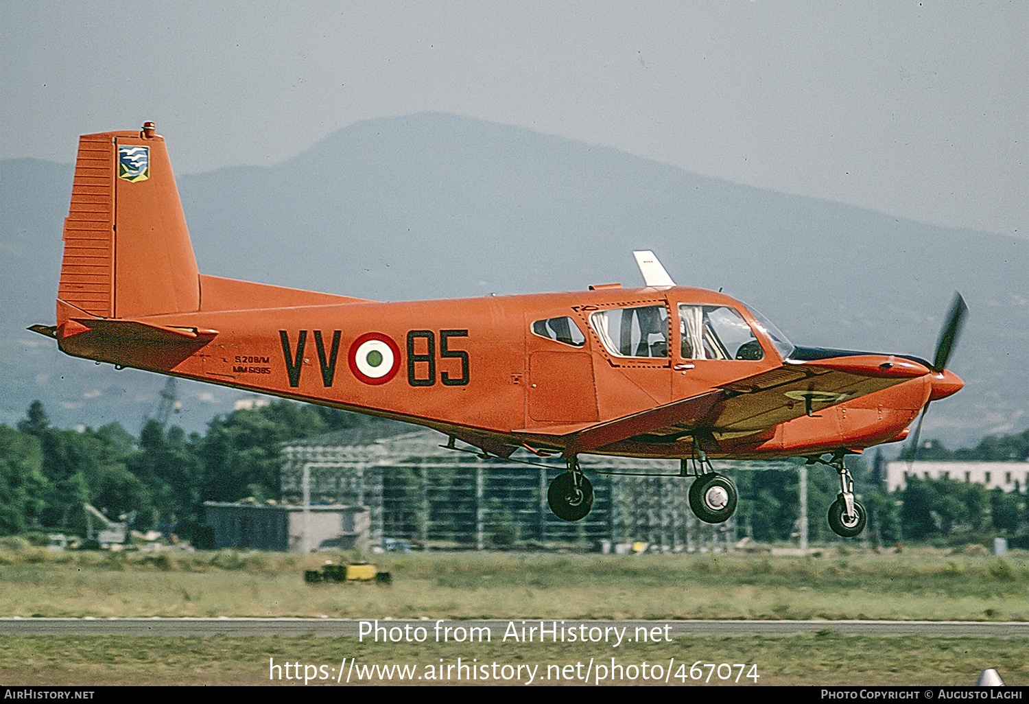 Aircraft Photo of MM61985 | SIAI-Marchetti S-208M | Italy - Air Force | AirHistory.net #467074