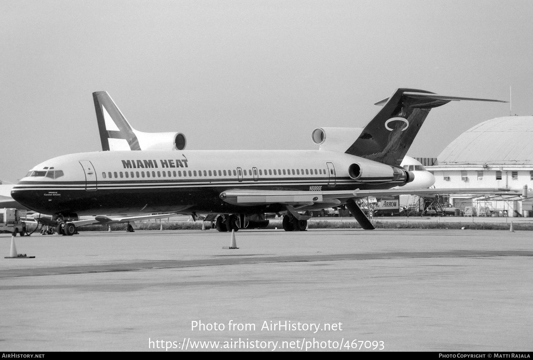 Aircraft Photo of N8866E | Boeing 727-225/Adv | Miami Heat | AirHistory.net #467093