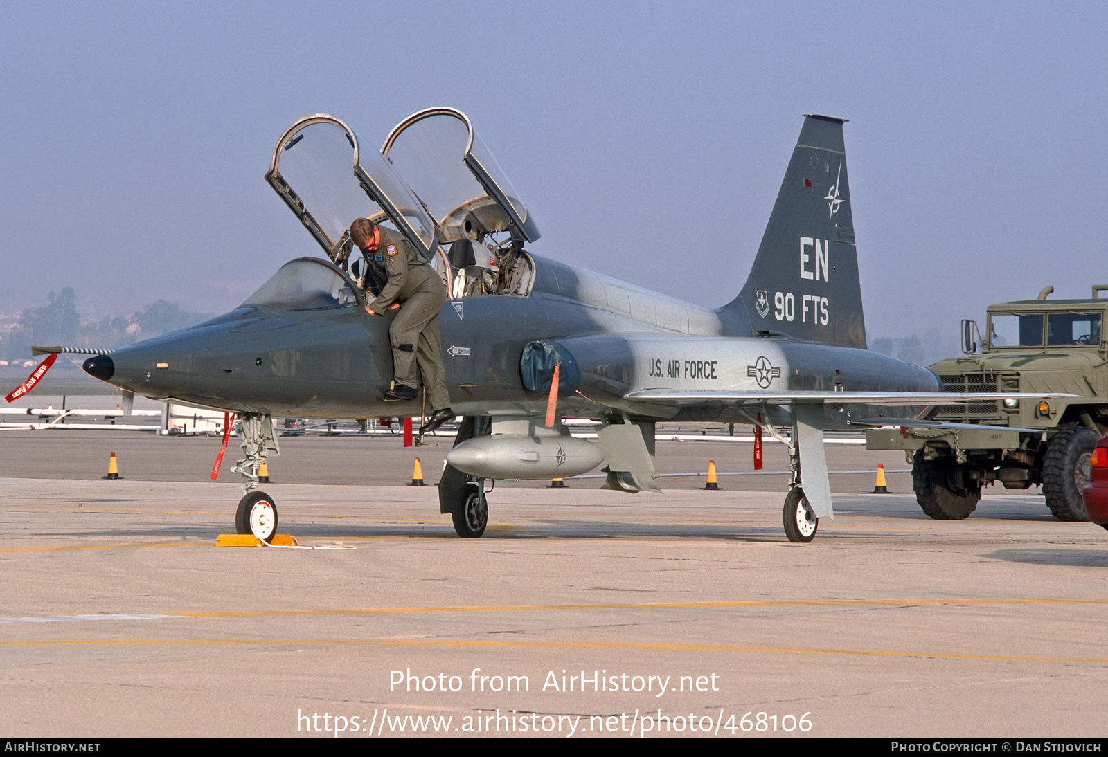 Aircraft Photo of 68-8203 | Northrop T-38A Talon | USA - Air Force | AirHistory.net #468106