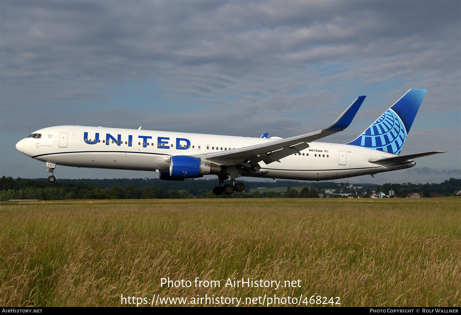 Aircraft Photo of N670UA | Boeing 767-322/ER | United Airlines | AirHistory.net #468242