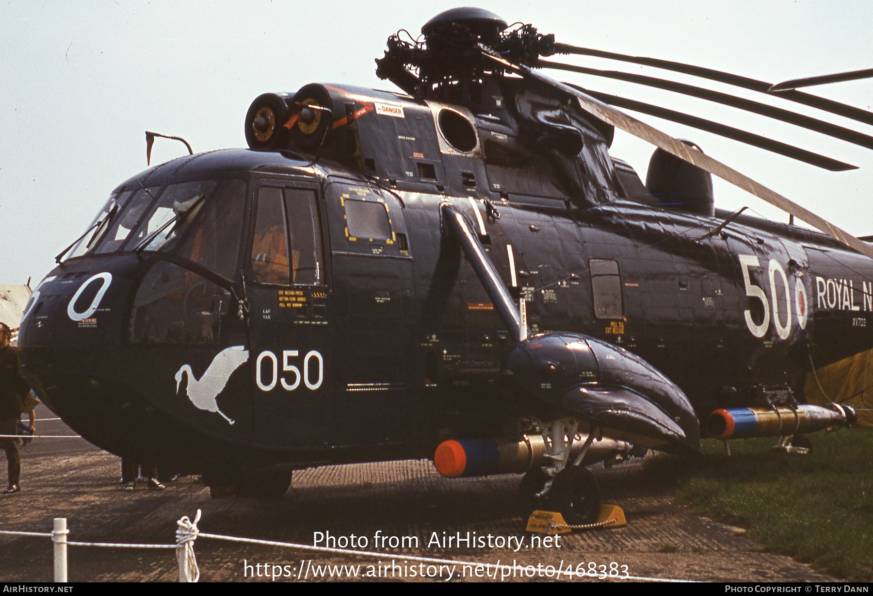 Aircraft Photo of XV703 | Westland WS-61 Sea King HAS2A | UK - Navy | AirHistory.net #468383