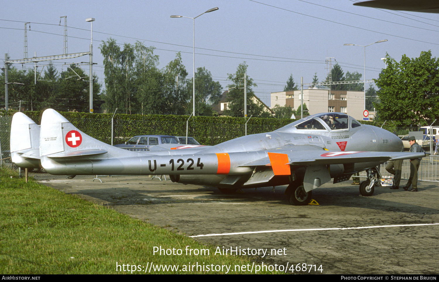 Aircraft Photo of U-1224 | De Havilland D.H. 115 Vampire T55 | Switzerland - Air Force | AirHistory.net #468714