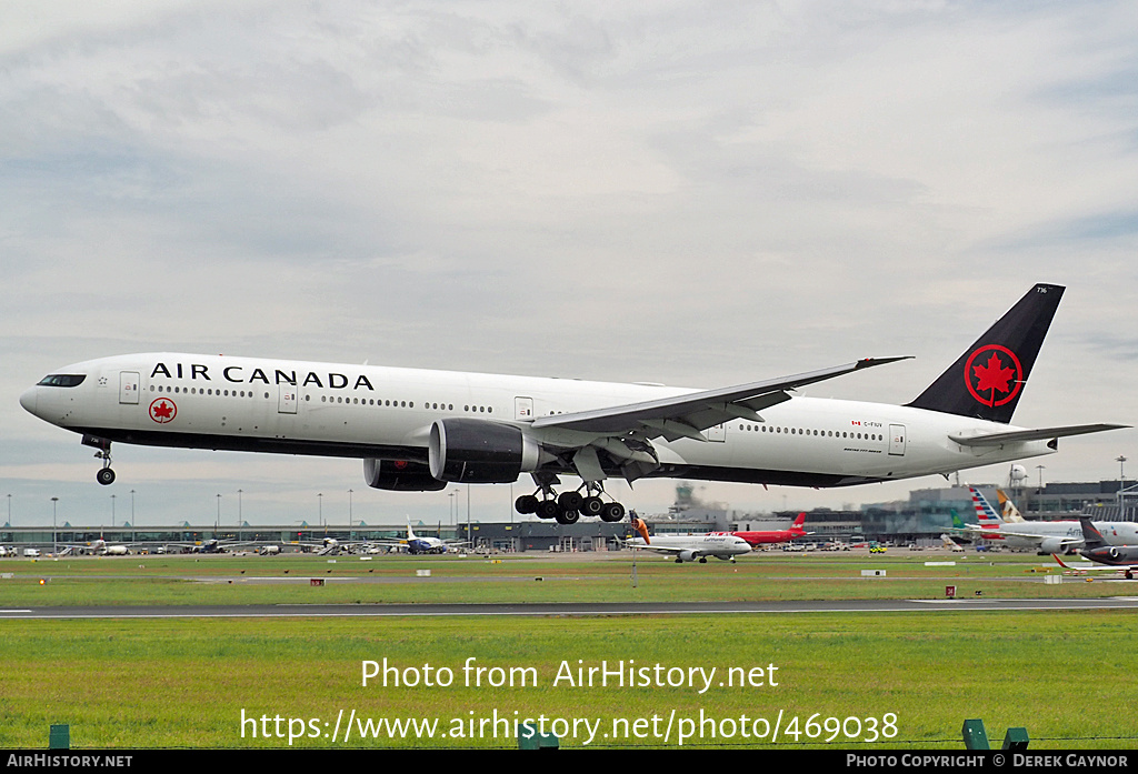 Aircraft Photo of C-FIUV | Boeing 777-333/ER | Air Canada | AirHistory.net #469038