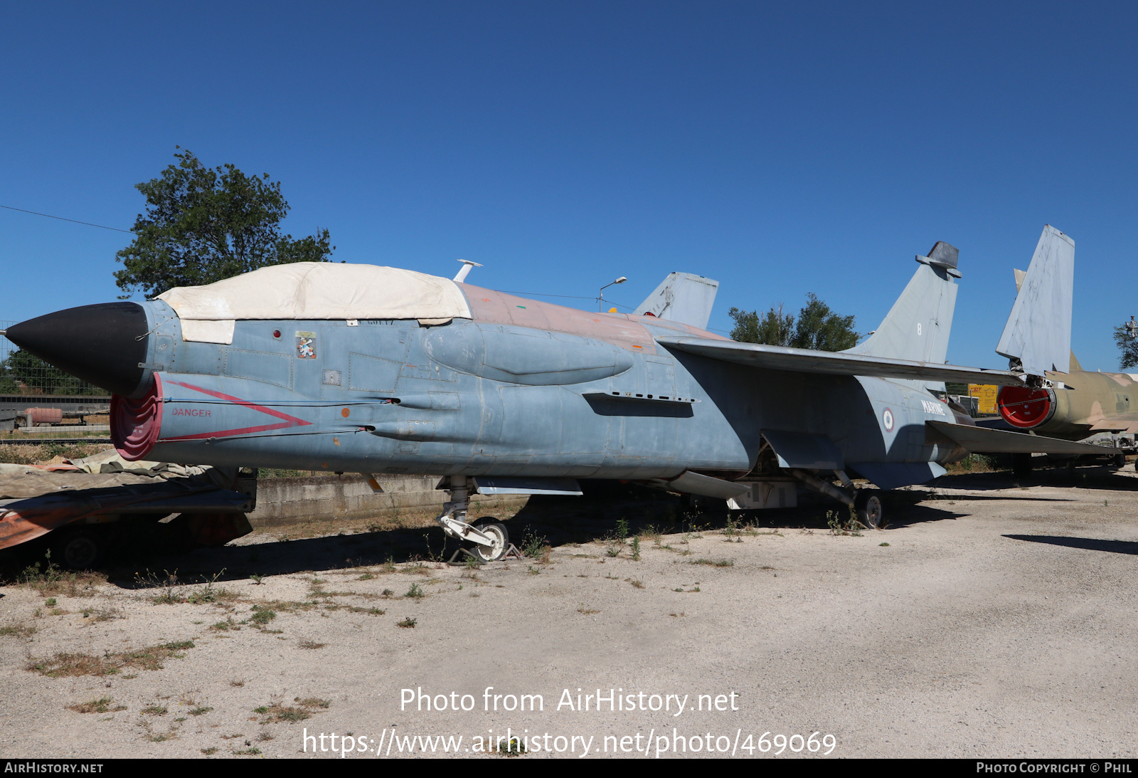 Aircraft Photo of 8 | Vought F-8P Crusader | France - Navy | AirHistory.net #469069