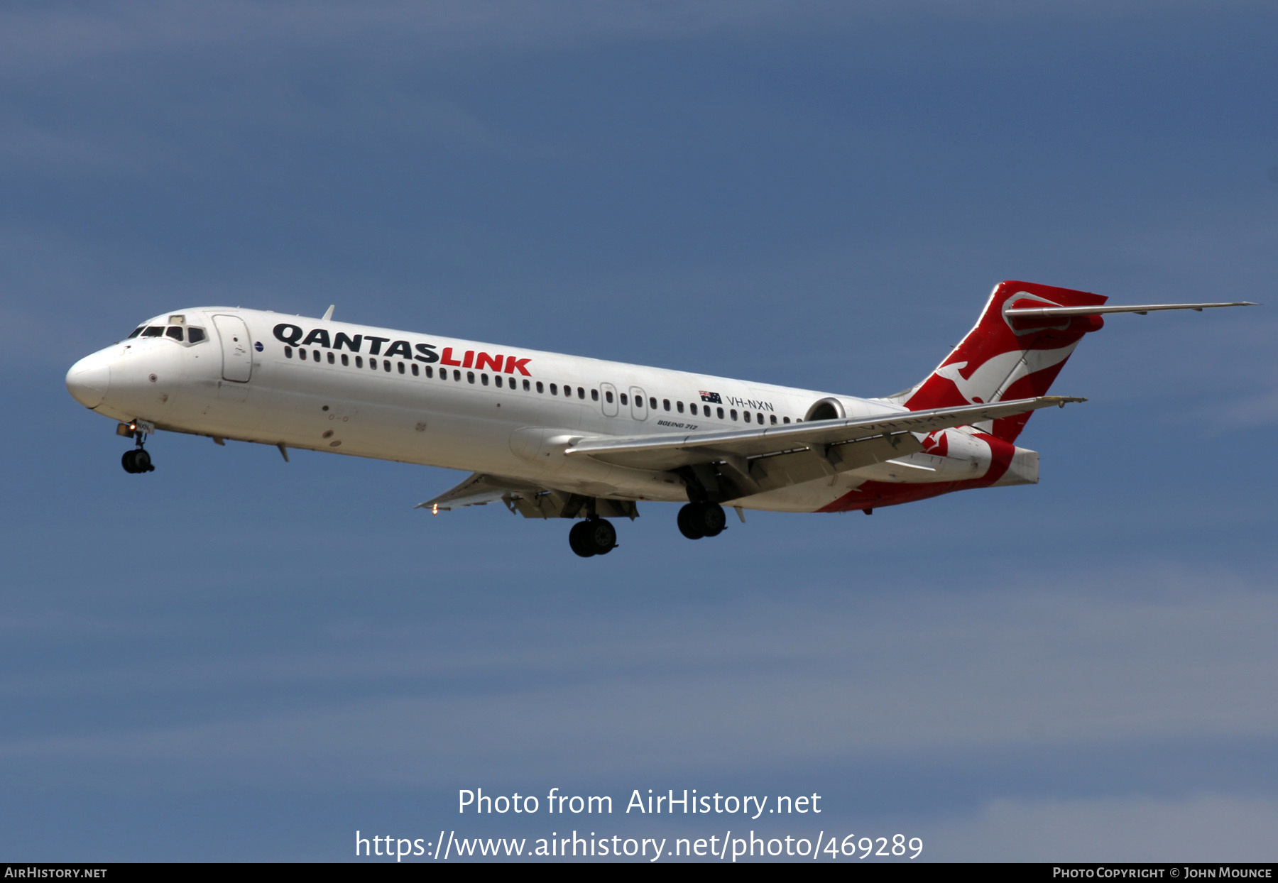 Aircraft Photo of VH-NXN | Boeing 717-231 | QantasLink | AirHistory.net #469289