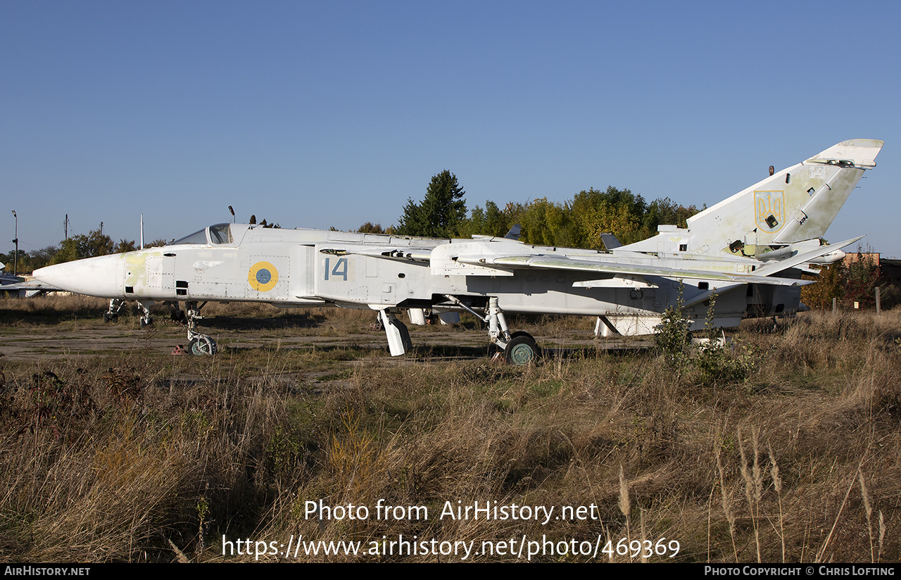 Aircraft Photo of 14 blue | Sukhoi Su-24M | Ukraine - Air Force | AirHistory.net #469369