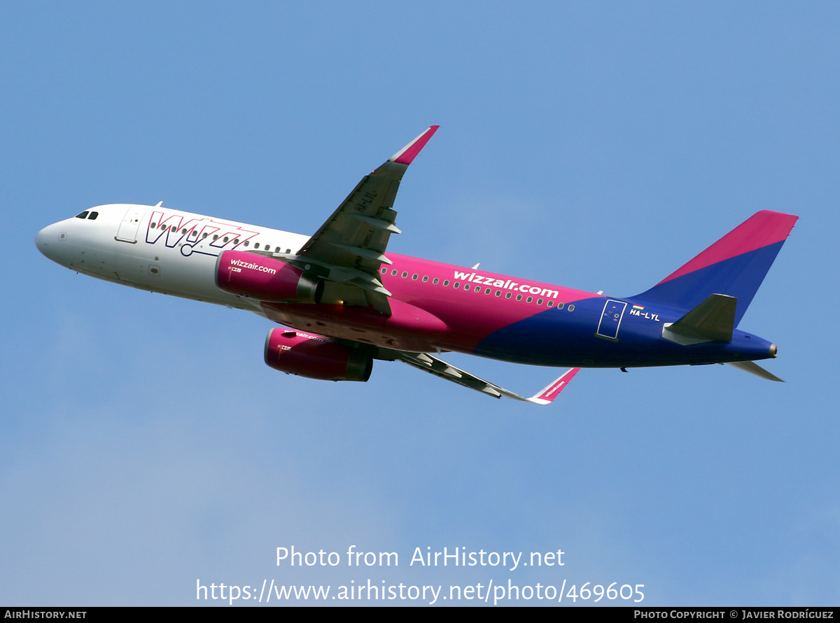 Aircraft Photo of HA-LYL | Airbus A320-232 | Wizz Air | AirHistory.net #469605