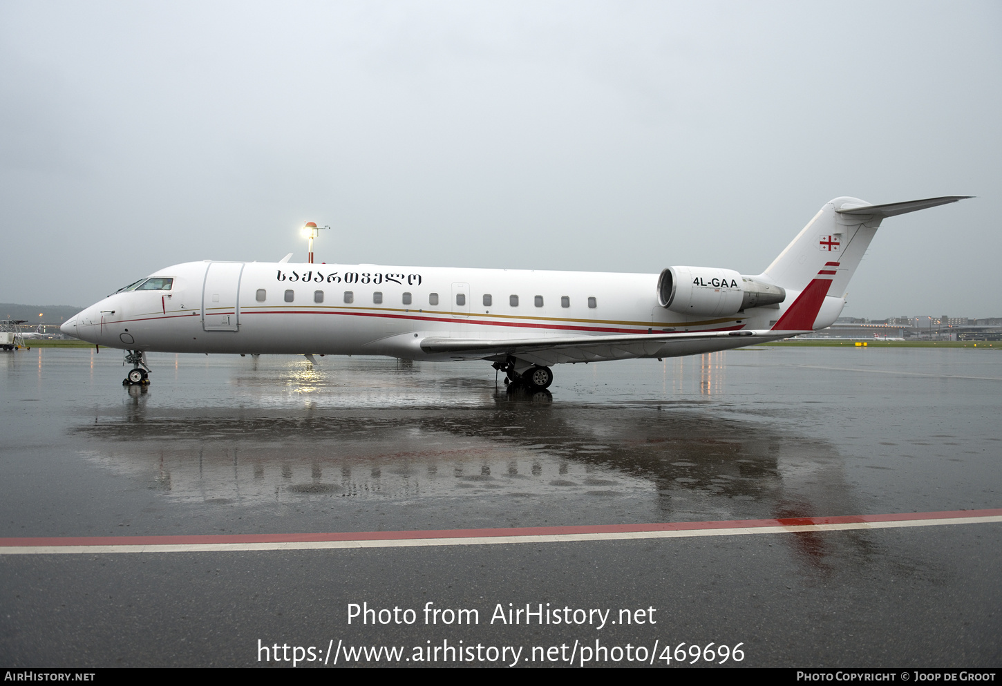 Aircraft Photo of 4L-GAA | Bombardier Challenger 850 (CRJ-200SE/CL-600-2B19) | Georgia - Government | AirHistory.net #469696