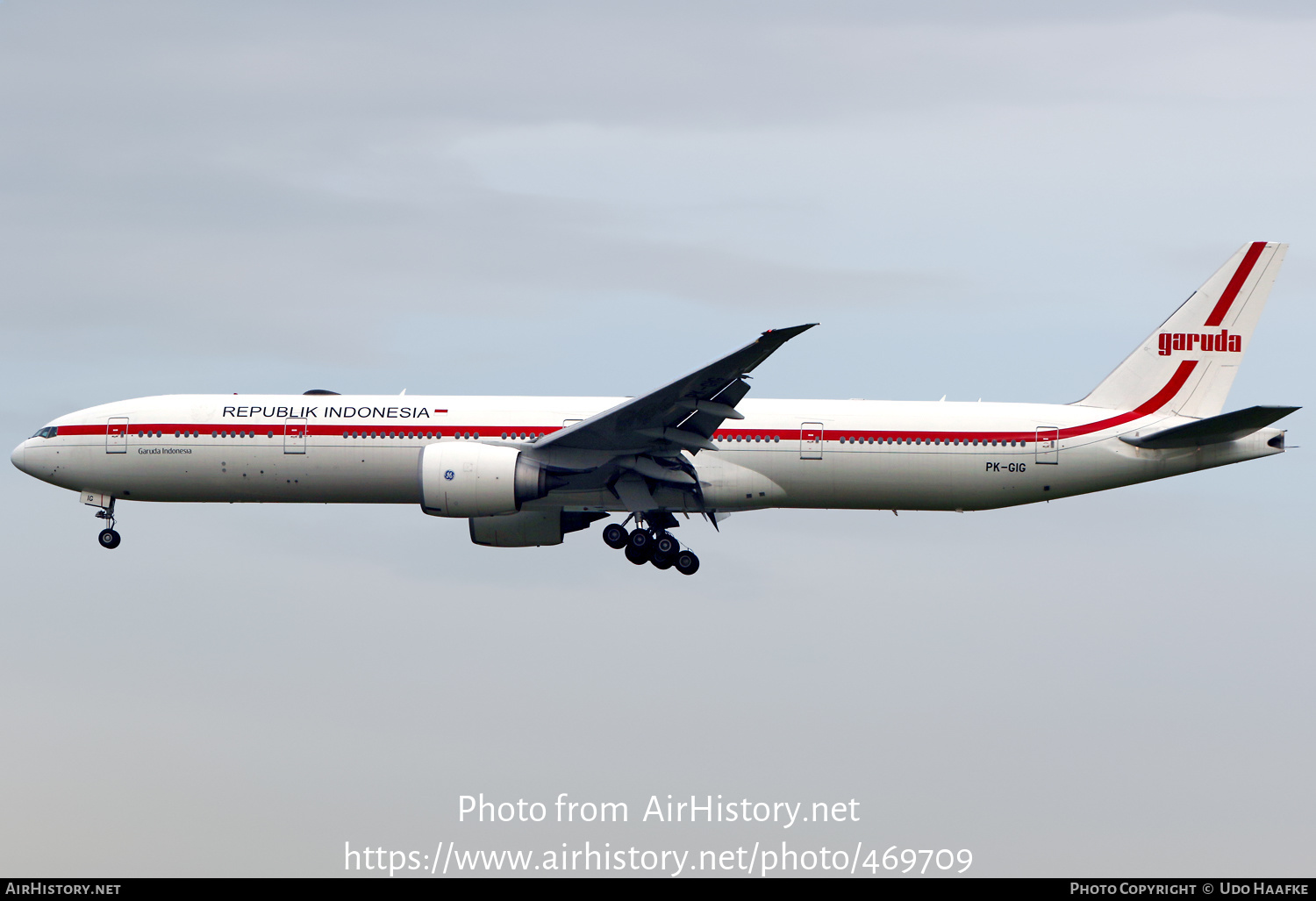 Aircraft Photo of PK-GIG | Boeing 777-3U3/ER | Garuda Indonesia | AirHistory.net #469709