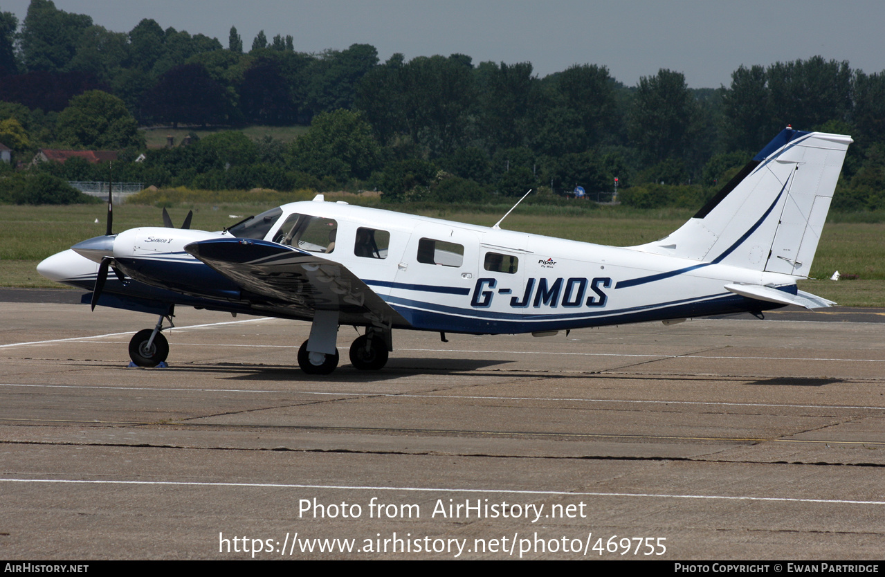 Aircraft Photo of G-JMOS | Piper PA-34-220T Seneca V | AirHistory.net #469755